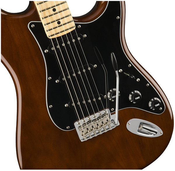 FENDER AM SPEC STRAT MN WAL - Электрогитара шестиструнная