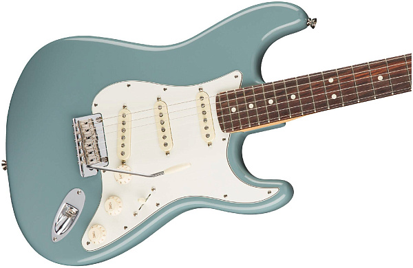 FENDER AM PRO STRAT RW SNG - Электрогитара шестиструнная