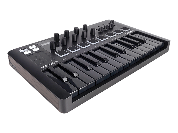 MIDI клавиатура [231503] Arturia [MiniLAB 3 Deep Black] 25 клавиш, 8 энкодеров, 8 RGB пэдов, 8 фейдеров, дисплей, сенсорные регуляторы Pitch/Modulation, MIDI-выход, 1/4" Jack вход педали, режим Chord, арпеджиатор, USB-C