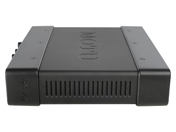 Аудиоинтерфейс USB [8453] Motu [UltraLite-mk5] АЦП/ЦАП: 24бит/192кГц, ЦАП ESS Sabre32, 120 дБ, THD+N: -114 дБ, 2xCombo XLR/TRS, 1/4" TRS, RCA S/PDIF, ADAT Toslink, MIDI, USB-C