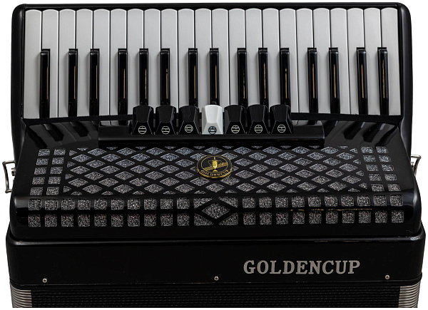 GOLDEN CUP JH2006 BK - Аккордеон 7/8