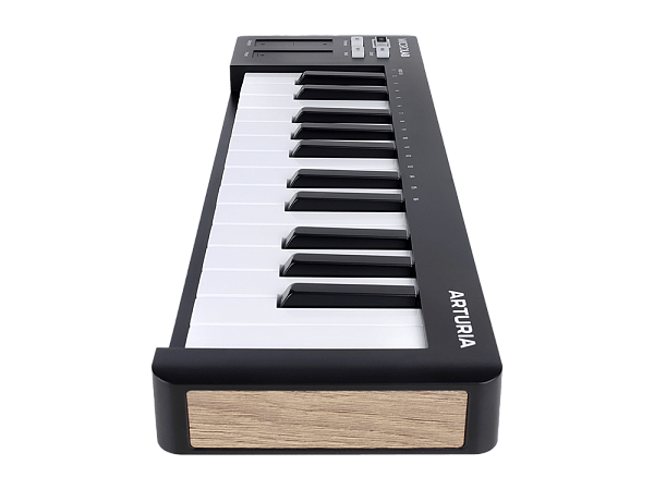 MIDI клавиатура [231512] Arturia [MicroLab 3 Black] 25 клавиш, чувствительных к скорости нажатия, сенсорные полосы pitch и modulation, режим игры аккордами, разъем для подключения педали, type-c, ПО: Analog Lab Intro, Ableton Live Lite. Цвет - черный.