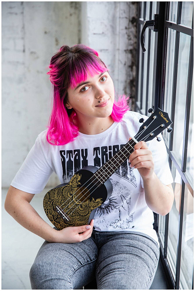 VESTON UKULELE KUS 25 OWL - Укулеле сопрано