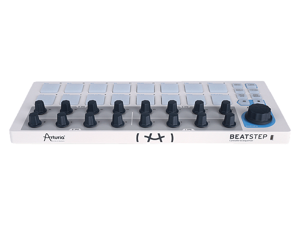MIDI контроллер (Микшер-семплер (контроллер)) [430101] Arturia [BeatStep] позволяет запускать клипы в Ableton Live, проигрывать ударные в BFD и EZDrummer, 16-шаговый аналоговый секвенсор, 16 пэдов, 16 энкодеров, CV выходы, USB In/Out, MIDI Out, совместим