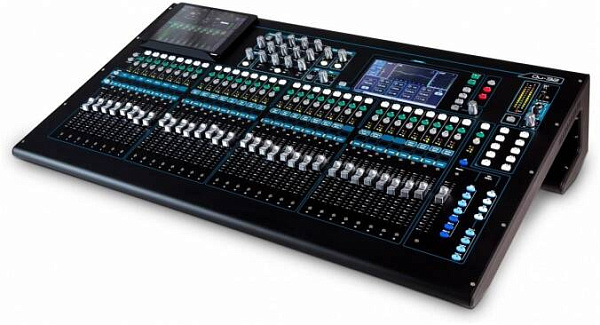 ALLEN&HEATH QU-32C - Микшерный пульт