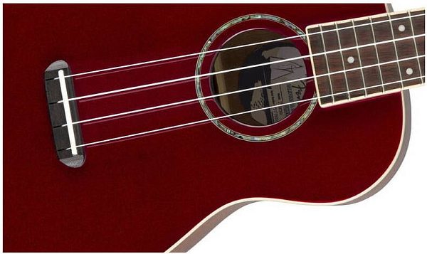 FENDER Zuma Classic Uke CAR WN Укулеле концерт, цвет темно-красный металлик