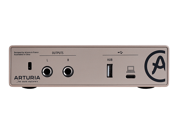 Аудиоинтерфейс USB [800121] Arturia [MiniFuse 1 Champagne] 24бит/192кГц, комбинированный разъем XLR и 6.3 мм для записи инструментов и вокала с фантомным питанием 48 В, выходы на монитор (L/R Jack), выход для наушников