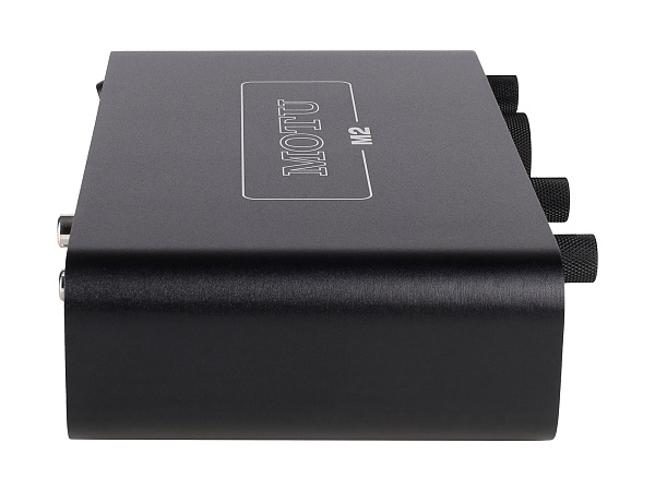 Аудиоинтерфейс USB [3120/3121] Motu [M2] АЦП/ЦАП: 24 бит/192 кГц, ЦАП ESS Sabre32 Ultra, 120 дБ, THD+N: -110 дБ, 2xCombo XLR/TRS микр./инстр. Входа / 2xRCA выхода, 2x1/4" TRS Jack выхода, 1/4" TRS Jack выход для наушников, MIDI вход/выход, USB-C