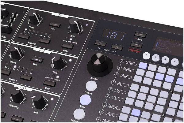 ARTURIA PolyBrute Noir - синтезатор, 61 клавиша, 6 голосная полифония,...