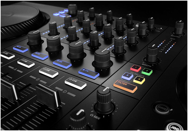 NATIVE INSTRUMENTS Traktor Kontrol S3 - DJ контроллер 4-х канальный, для...