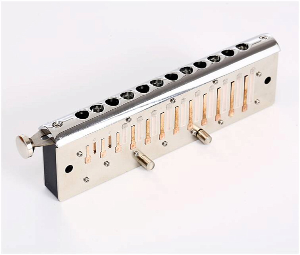 EASTTOP EAP-12 C - Губная гармоника хроматическая