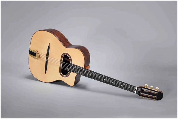 ALTAMIRA M30 D - Гитара акустическая для джаз-мануш