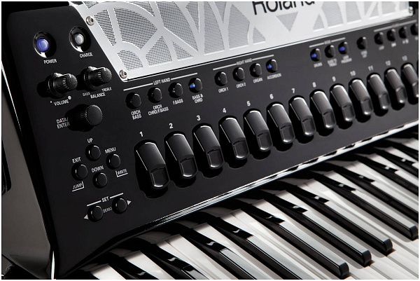 ROLAND FR-8X RD - Аккордеон