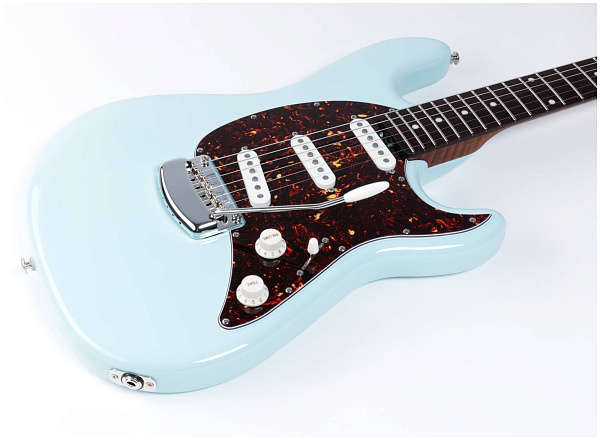 MUSIC MAN H01972 Cutlass SSS Tremolo Powder Blue - Электрогитара