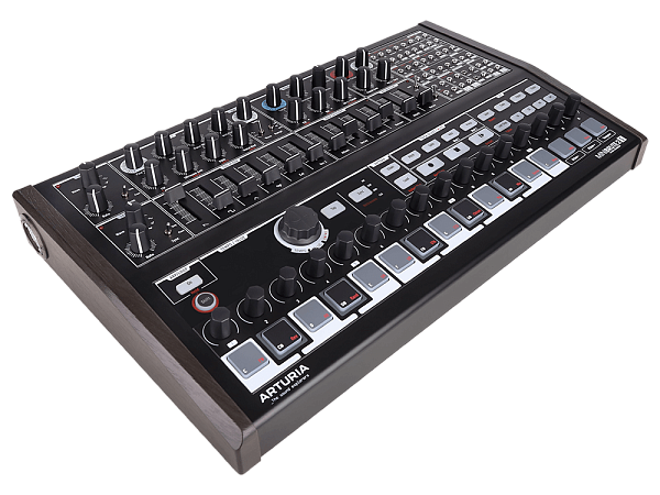 Синтезатор [531103] Arturia [MiniBrute 2S Noir] лимитированная серия MiniBrute 2S в уникальном дизайне.