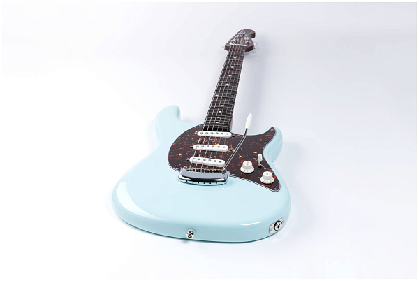 MUSIC MAN H01972 Cutlass SSS Tremolo Powder Blue - Электрогитара