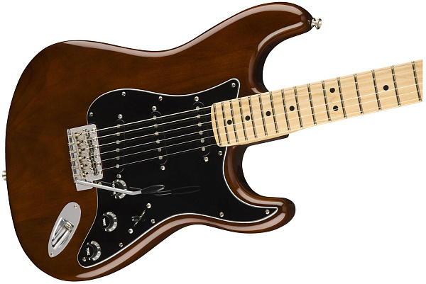 FENDER AM SPEC STRAT MN WAL - Электрогитара шестиструнная