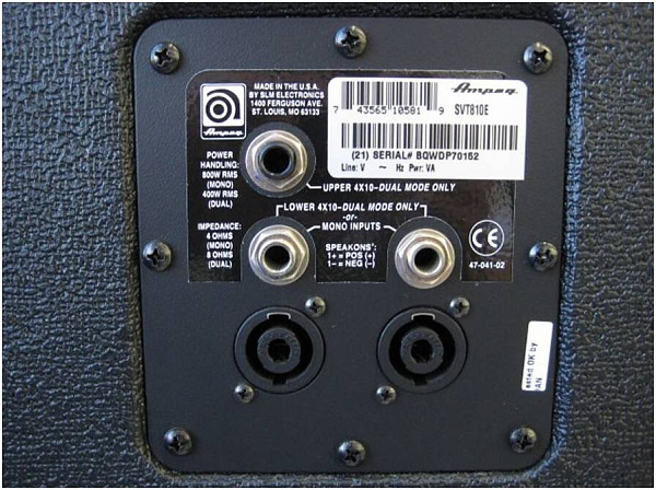 AMPEG SVT-810 E - Кабинет для бас гитары