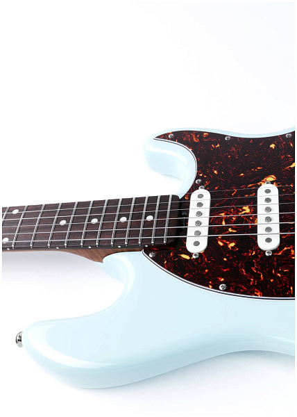 MUSIC MAN H01972 Cutlass SSS Tremolo Powder Blue - Электрогитара