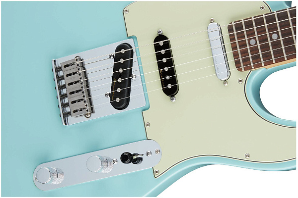 FENDER DELUXE NASHVILLE TELE PF Daphne Blue - Электрогитара