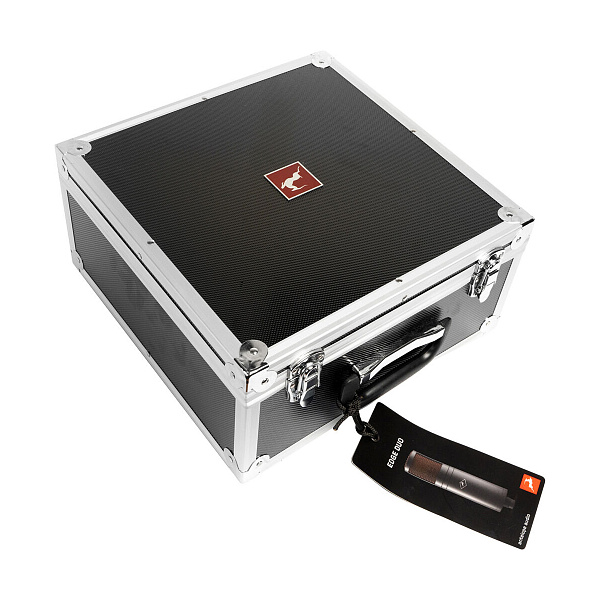 Микрофон Antelope Audio [Edge Duo] конденсаторный,  2 мембраны, диафрагма: 34 мм, кардиоида, 20 Гц - 20 кГц, уровень звукового давления: 116 дБ, соотношение сигнал-шум: 75 дБ (А), чувствительность: -32 дБ, 8 мВ/Па (+/-3 дБ), фантомное питание 48 В