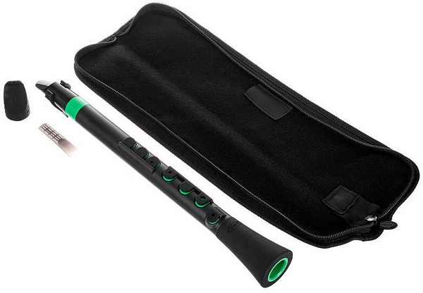NUVO Dood (Black/Green) блок-флейта DooD, строй С (до), материал - АБС-пластик,...
