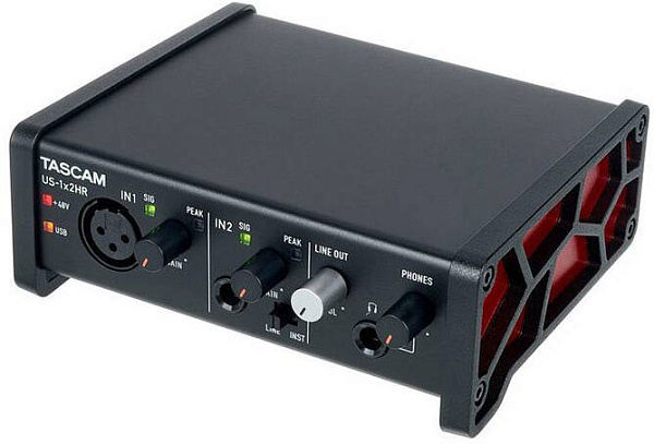 TASCAM US-1x2HR - аудиоинтерфейс USB, АЦП/ЦАП: 24бит/192кГц, USB-C.