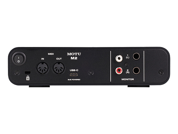 Аудиоинтерфейс USB [3120/3121] Motu [M2] АЦП/ЦАП: 24 бит/192 кГц, ЦАП ESS Sabre32 Ultra, 120 дБ, THD+N: -110 дБ, 2xCombo XLR/TRS микр./инстр. Входа / 2xRCA выхода, 2x1/4" TRS Jack выхода, 1/4" TRS Jack выход для наушников, MIDI вход/выход, USB-C