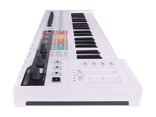 MIDI клавиатура [430211] Arturia [KeyStep Pro] 37 клавиш, 4-дорожечный секвенсор до 64 шагов, 4 группы разъемов для работы с аналоговым оборудованием и модулями, 24-частный секвенсор ударных, арпеджиатор, разъемы MIDI In/Out, Sync In/Out, CV/Gate Outs