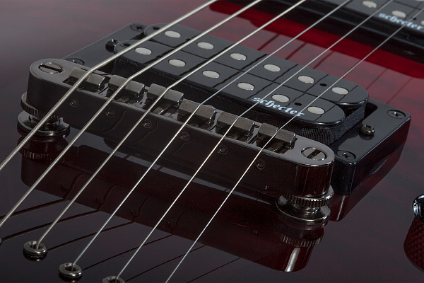 Электрогитара SCHECTER [OMEN EXTREME-6 BB] электрогитара 6-струнная, корпус: красное дерево, топ: стеганый клен, гриф: клен, накладка: палисандр, 24 лада, цвет: Blood Burst (BB)