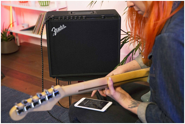 FENDER MUSTANG GT 200 - Комбоусилитель для электрогитары