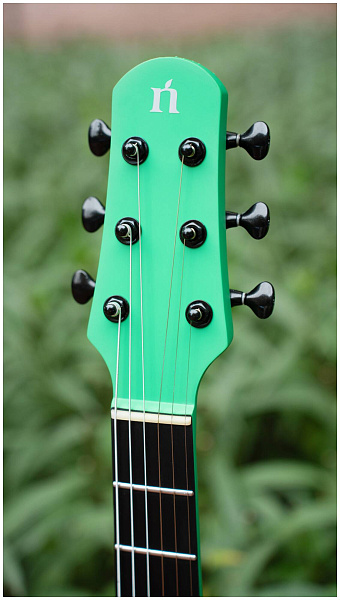 NATASHA SEEKER Mint Green - Электрогитара смарт