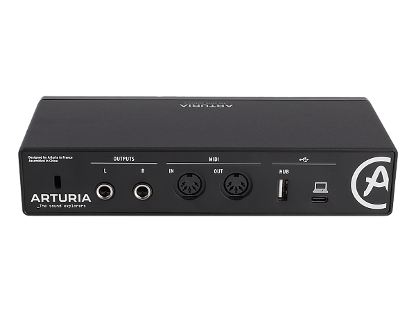Аудиоинтерфейс USB [800202] Arturia [MiniFuse Recording Pack Black] комплект: MiniFuse 2, микрофон CM1, поп фильтр, наушники EF1 и XLR кабель. Цвет - черный