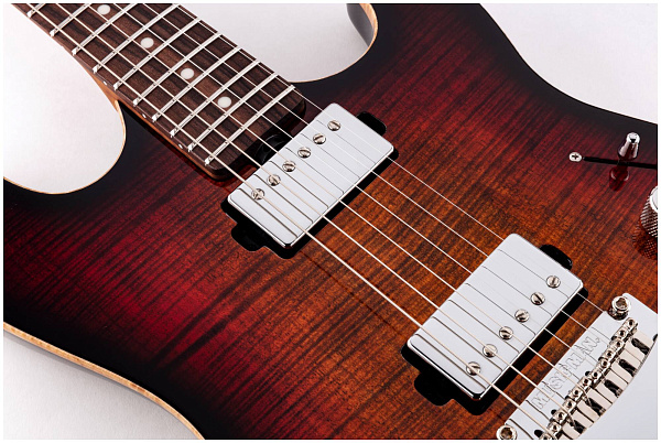 MUSIC MAN H81200 Sabre Bougie Flame - Электрогитара