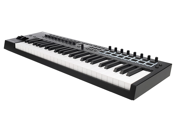 MIDI клавиатура [OXYGENPRO49] M-audio [Oxygen Pro 49] 49 клавиш, 8 энкодеров, 9 фейдеров, 16 пэдов, 12 кнопок управления, колеса высоты тона и модуляции, smart control, auto-mapping, встроенный арпеджиатор, 1/4" Jack вход для педали сустейна, MIDI выход