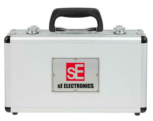 Микрофон конденсаторный sE Electronics [SE8 PAIR] подобранная пара, инструментальный, 20 Гц – 20 кГц, максимальное звуковое давление: 126/136/146 дБ, кардиоида, комплектация:  2 x микрофонных зажима (с резьбовыми адаптерами), 2 х ветрозащиты, стерео штан