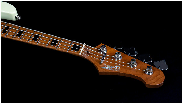 JET JB-300 Travel OW - Бас-гитара уменьшенная