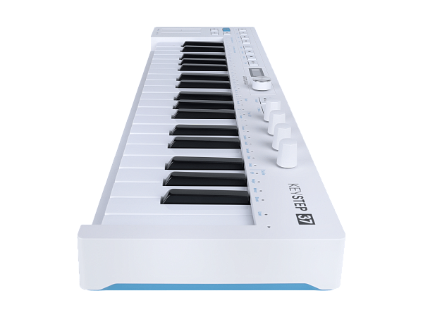 MIDI клавиатура Arturia [KeyStep 37 MK2] 37 клавиш с чувствительностью к силе нажатия и послекасанием, OLED-экран, секвенсор, арпеджиатор, 4х 3,5-мм CV-Out, MIDI-In/Out, Sync I/O, вход для педали сустейна/экспрессии (TRS), Type-C